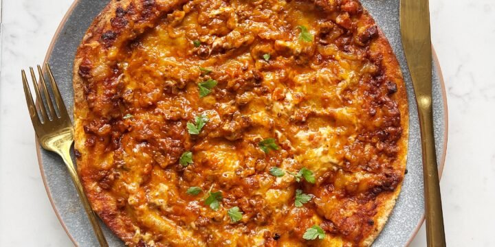 Bolognese Garlic Wrap Pizza