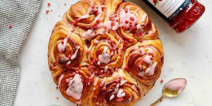 Raspberry Bread Rolls