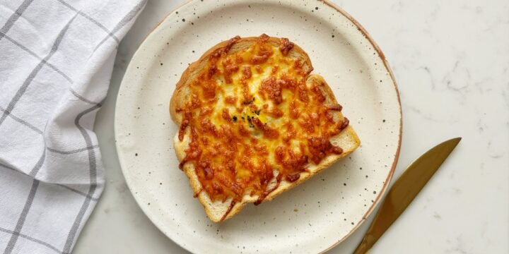 Cheesy Egg Toast