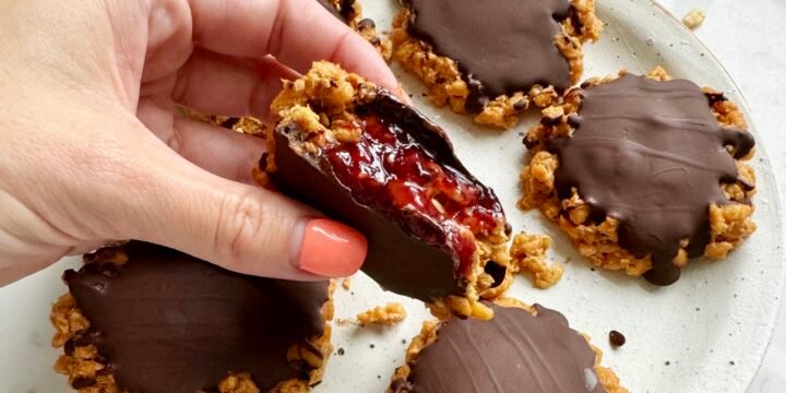 Peanut Butter And Jam Krispy Snack