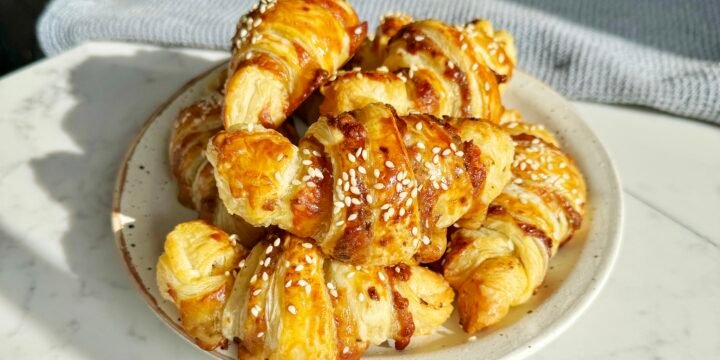 Pesto & Cheese Croissants