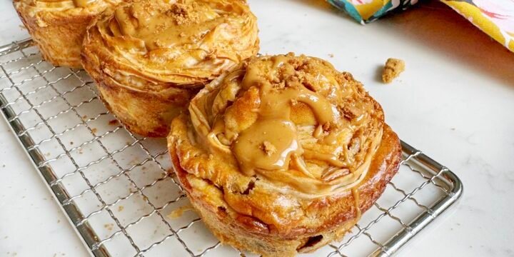 Biscoff Mini Crinkle Pies