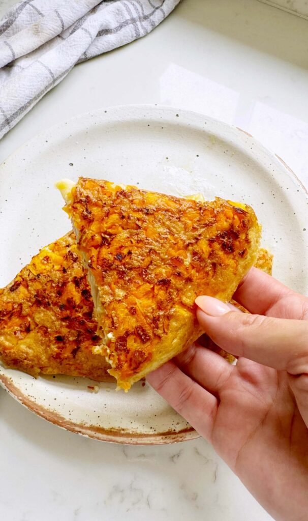 Crispy Carrot and Cheese Omelette