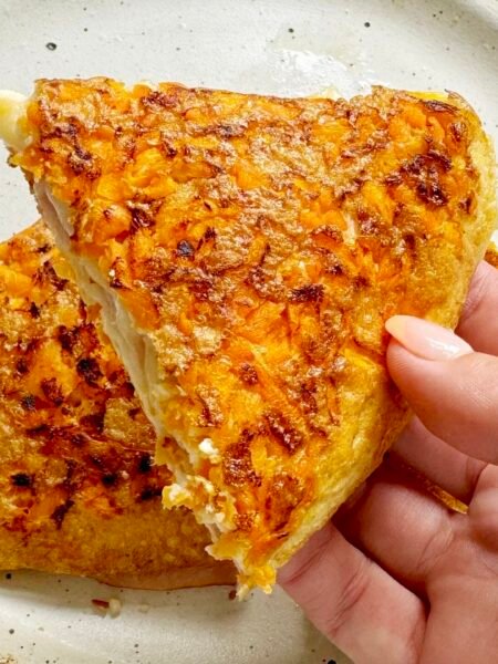 Crispy Carrot and Cheese Omelette