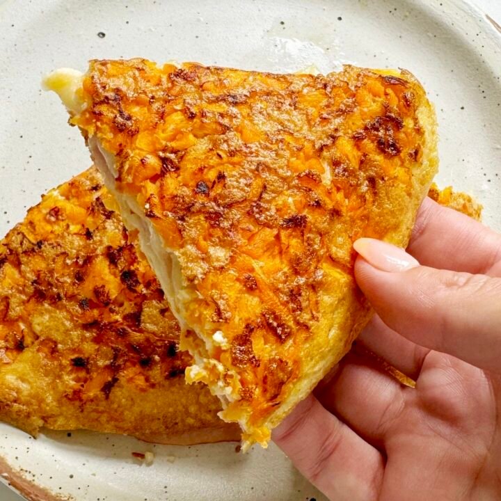 Crispy Carrot and Cheese Omelette