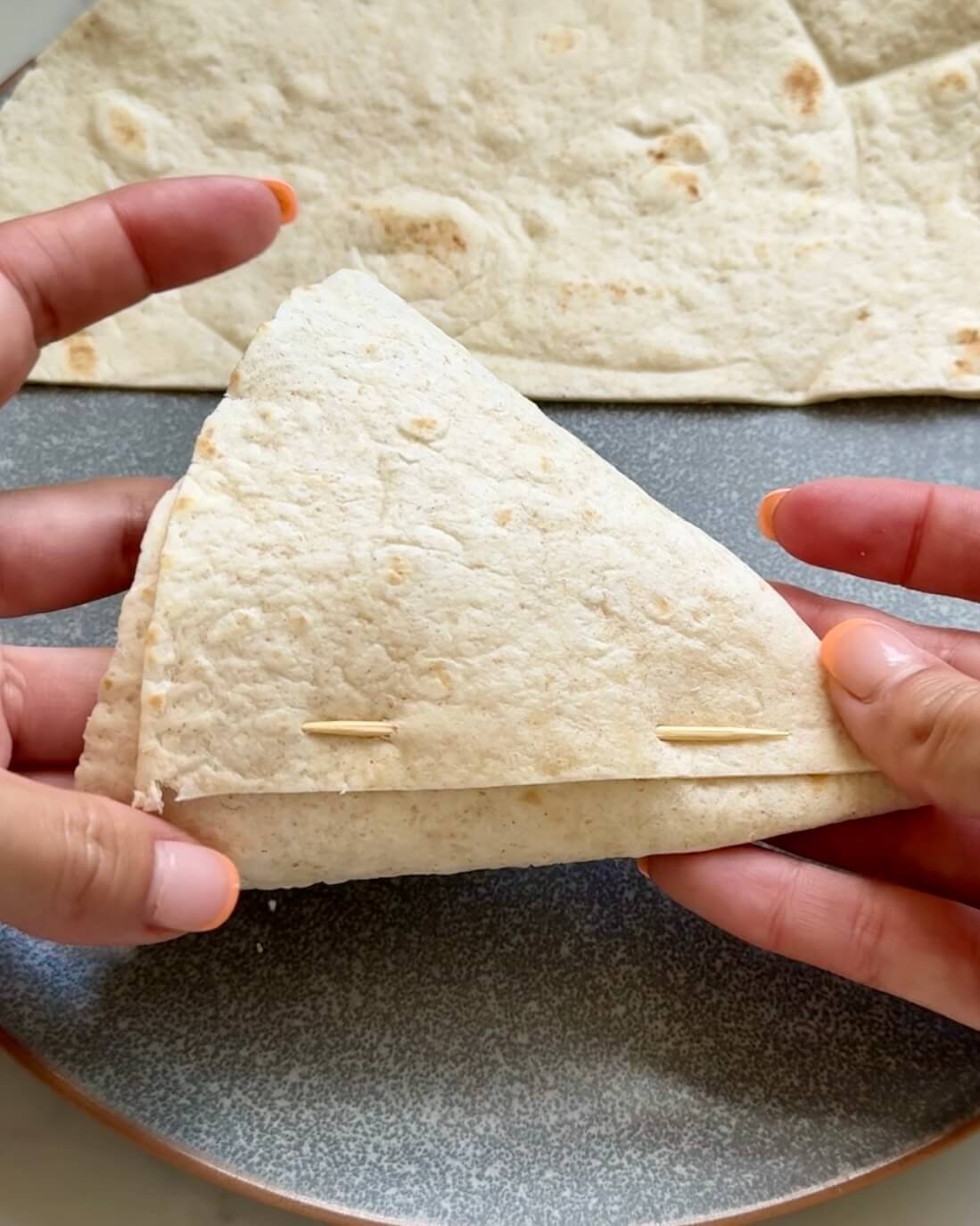 Tuna Melt Hot Pockets, pocket construction