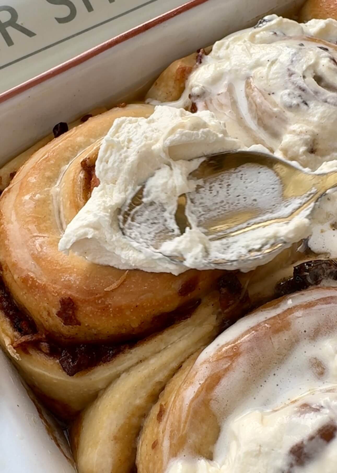 Best christmas cinnamon rolls step 9