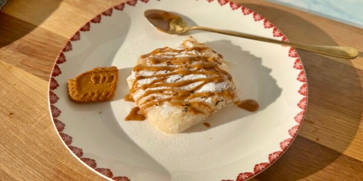 Crispy Rice Biscoff Cheesecake