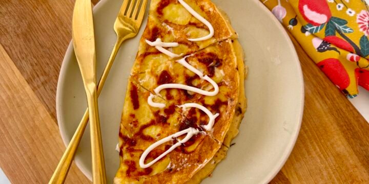 Cheesy Potato Omelette