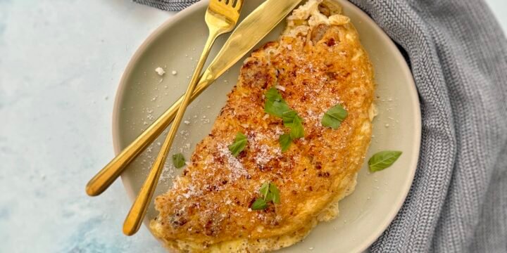 Pesto Sausage Rice Omelette