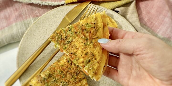 Crispy Carrot and Broccoli Omelette