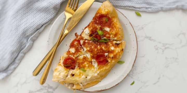 Crispy Feta and Tomato Omelette