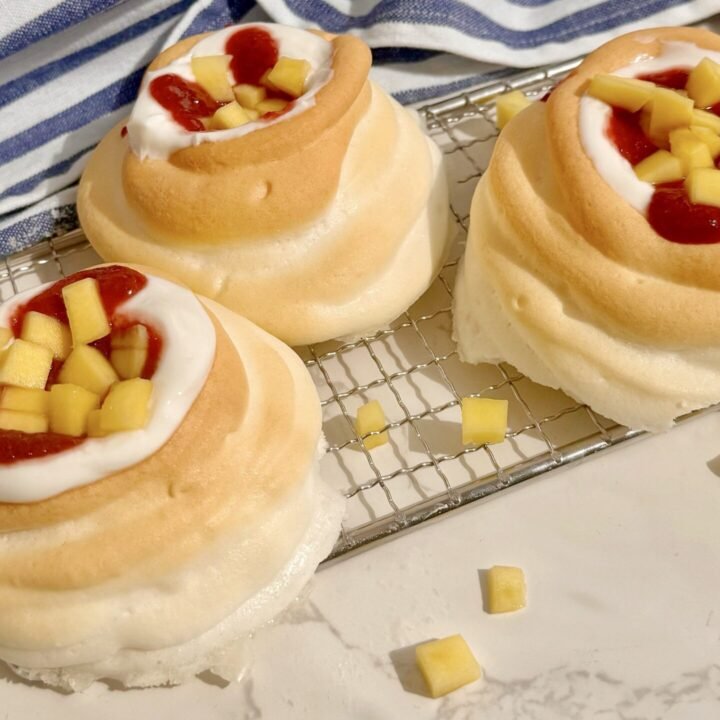 mini pavlova recipe, mango pavlova, cherry coulis dessert, healthy pavlova, Skyr yoghurt dessert, low sugar pavlova, high protein dessert, summer pavlova, gluten free pavlova, fruit pavlova