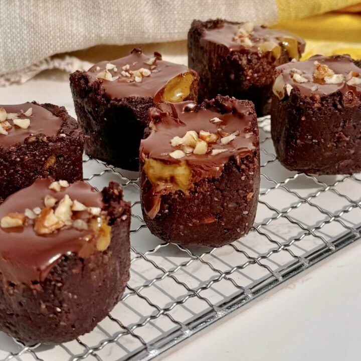 Raw Date, Chocolate, and Pistachio Brownie Cups