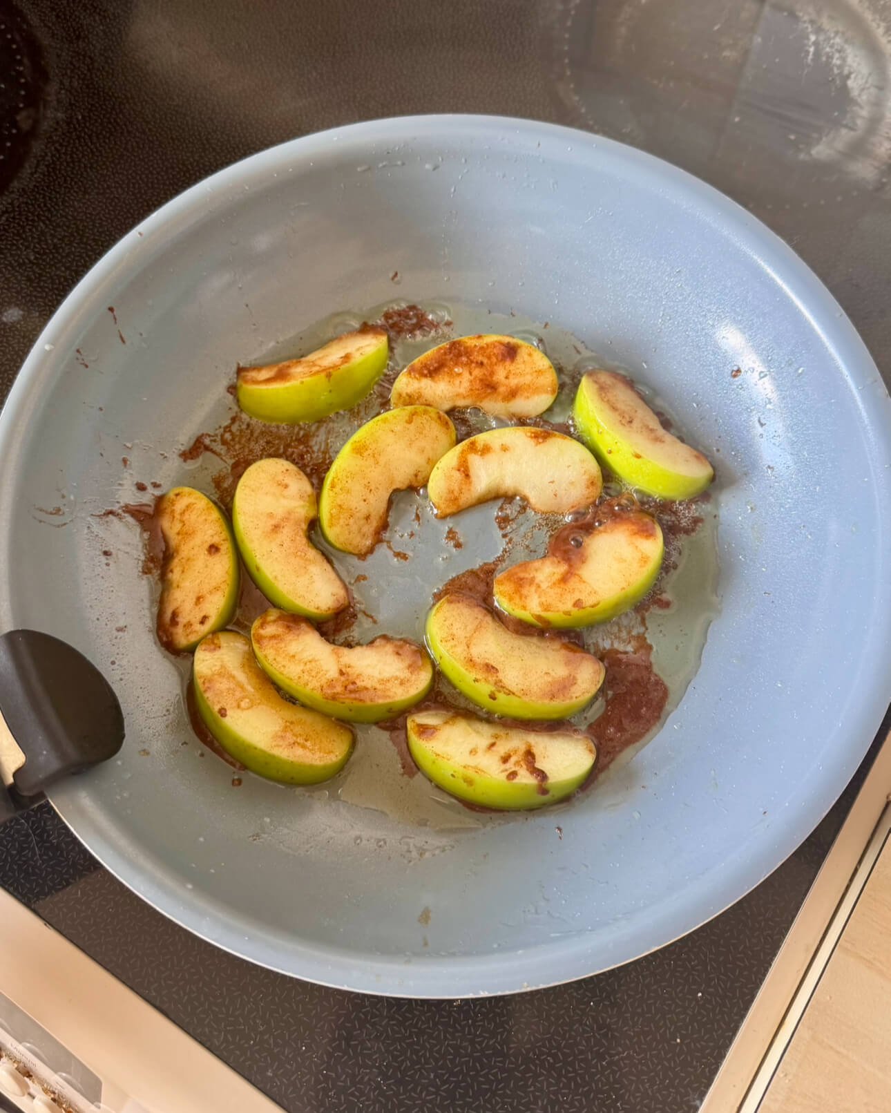 Single serve Skillet Apple Crisp
