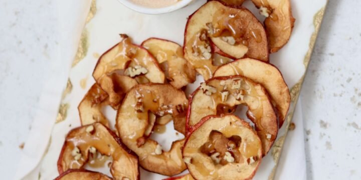 Caramel Apple Chips with Cinnamon Cheesecake Dip