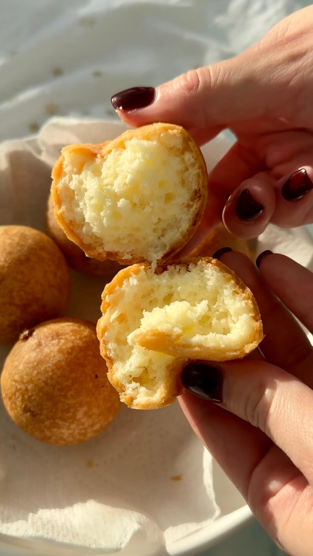 Best Colombian Buñuelos Recipe (Cheese Fritters)