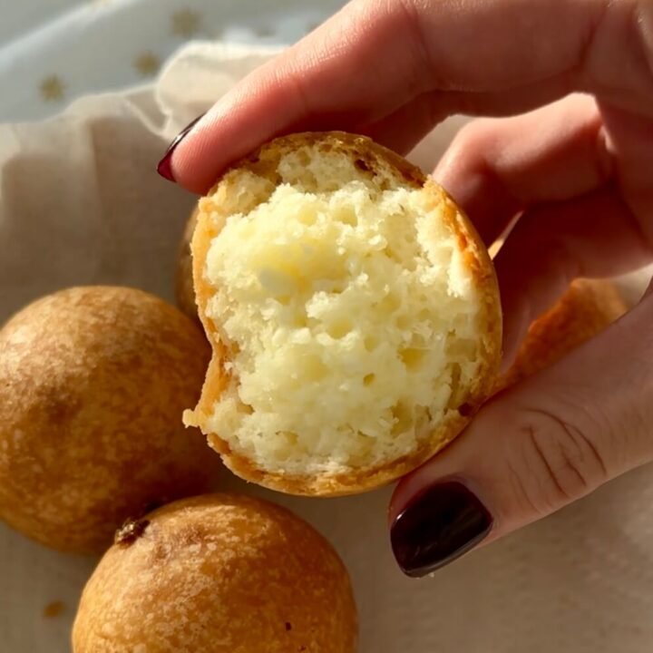 Best Colombian Buñuelos Recipe (Cheese Fritters)