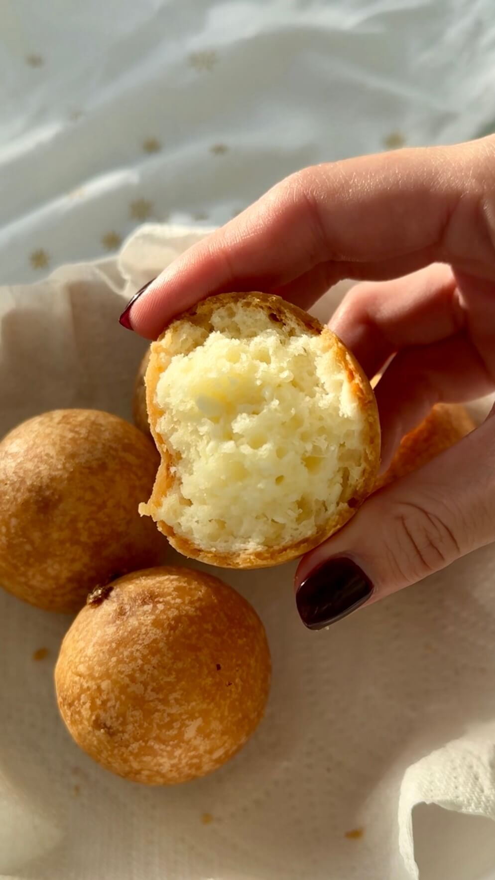 Best Colombian Buñuelos Recipe (Cheese Fritters)