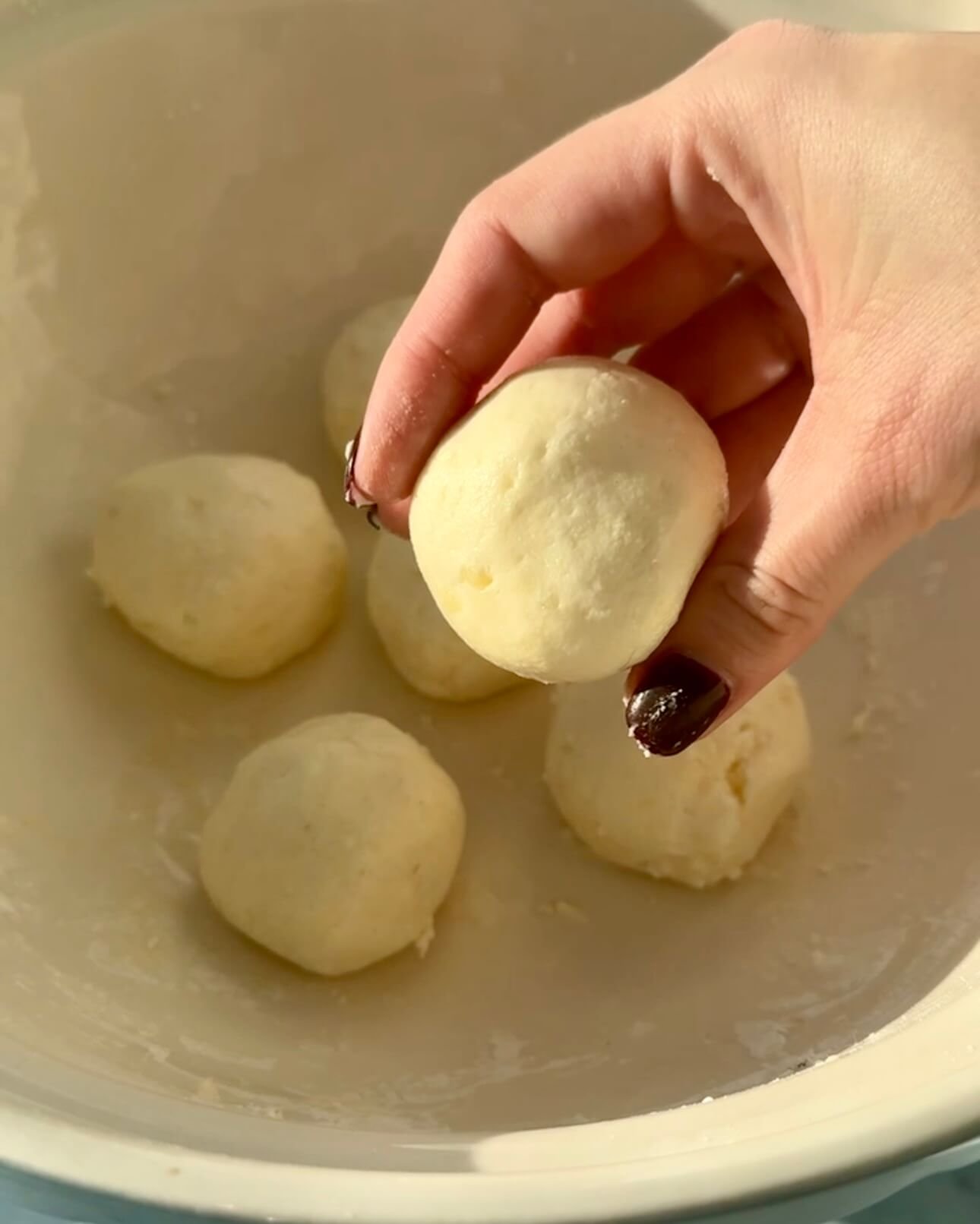 Best Colombian Buñuelos Recipe (Cheese Fritters)