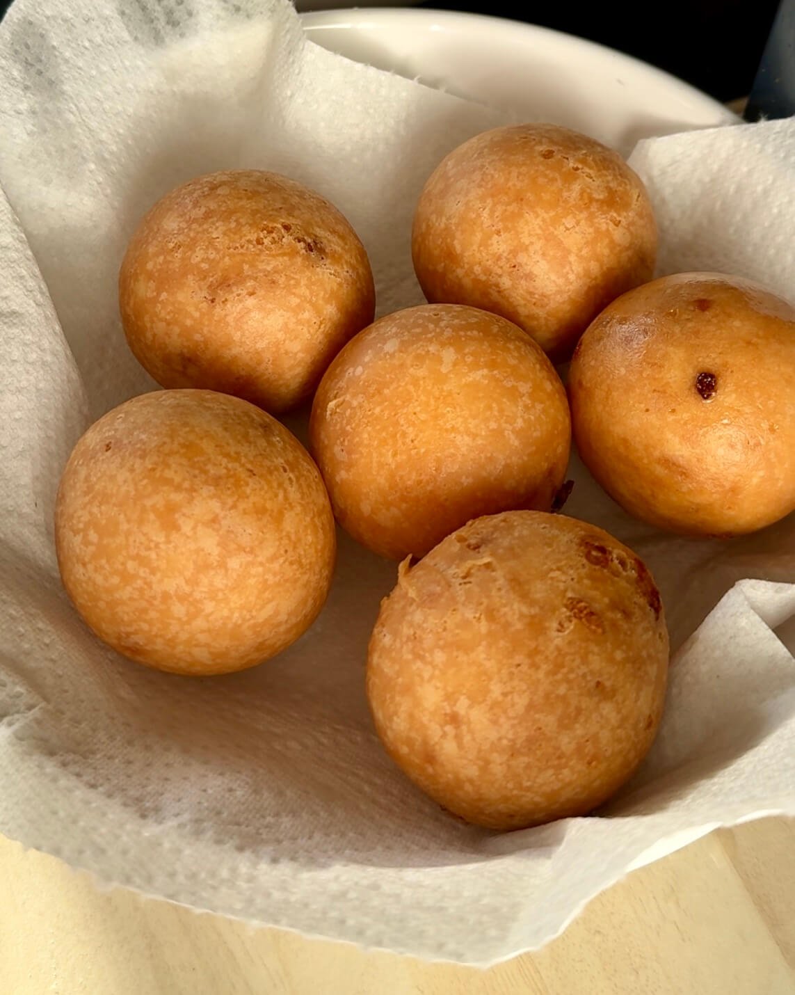 Best Colombian Buñuelos Recipe (Cheese Fritters)