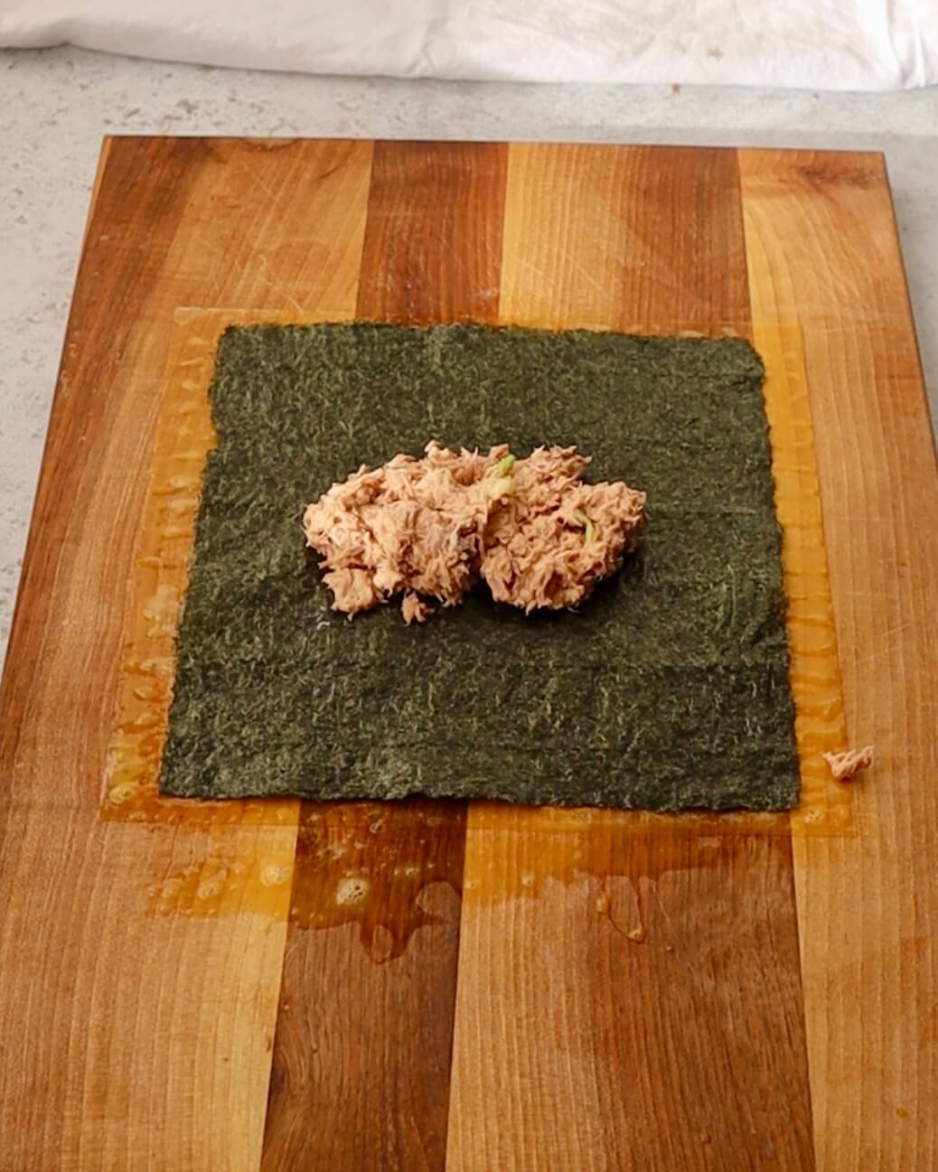 Crispy Spicy Tuna Rice Paper Rolls step 5