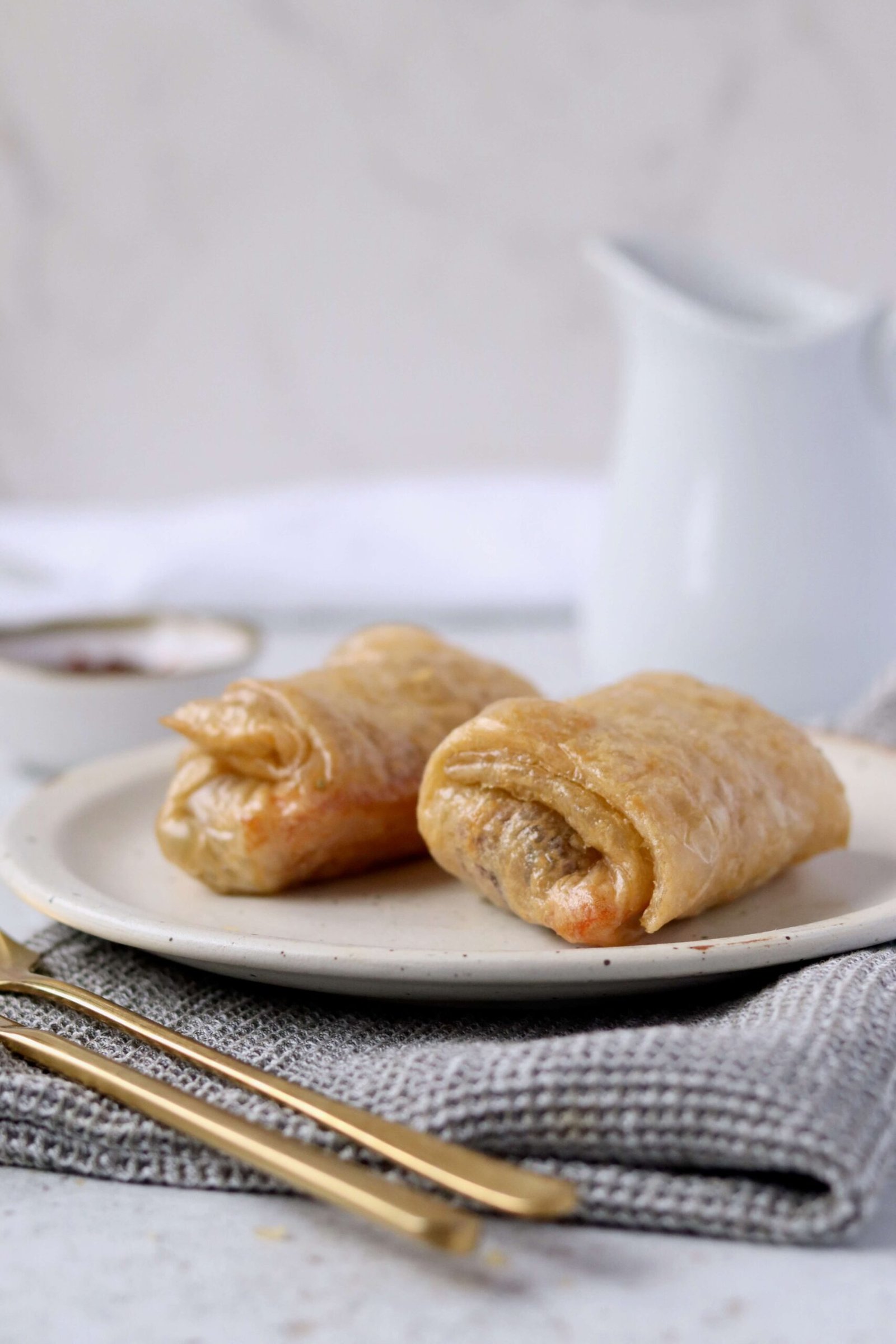 Crispy Roast Dinner Spring Rolls viewed from the front