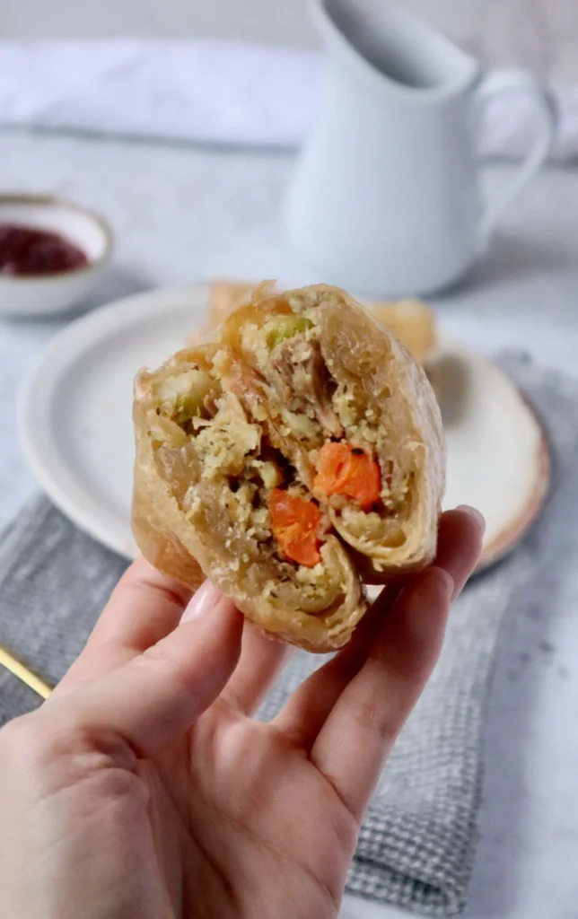 Crispy Roast Dinner Spring Rolls
