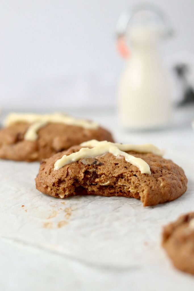 Hot Cross Bun Oatmeal Cookies