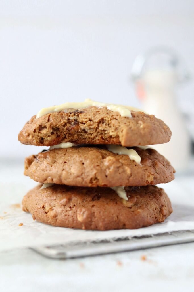 Hot Cross Bun Oatmeal Cookies