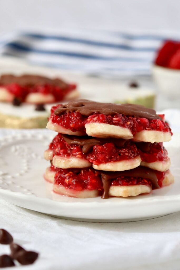 Frozen Raspberry and Banana Bites with Dark Chocolate