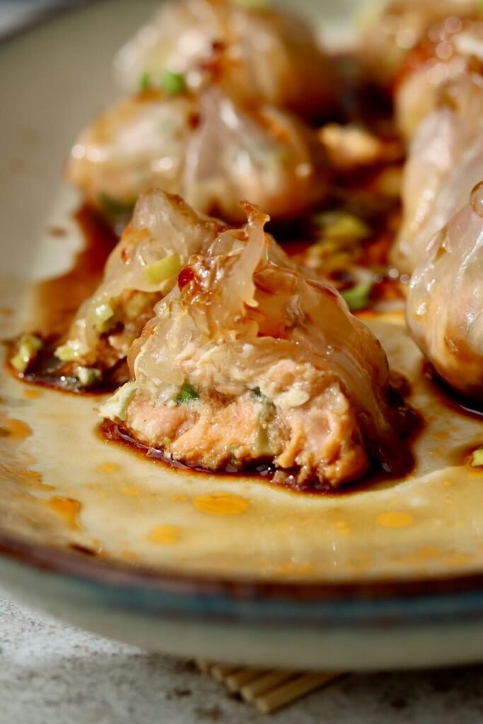 Spicy Hoisin Salmon Rice Paper Dumplings (Steamed & Healthy)
